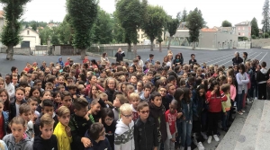 Yssingeaux : une rentrée en chansons à l&#039;école Jean-de-la-Fontaine