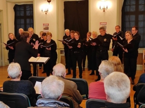 Monistrol-sur-Loire : Alambichoeur chante et joue Shakespeare