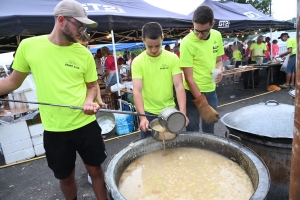 Saint-Julien-du-Pinet : 1750 gourmands à la soupe aux choux