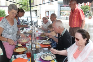 Yssingeaux : une sortie au restaurant pour des résidents de l’Ehpad