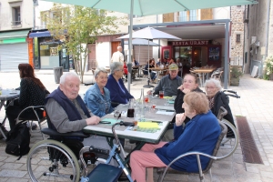 Yssingeaux : une sortie au restaurant pour des résidents de l’Ehpad