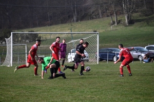 Foot, D1 : Grazac-Lapte freiné par Landos