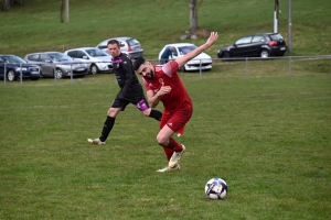 Foot, D1 : Grazac-Lapte freiné par Landos