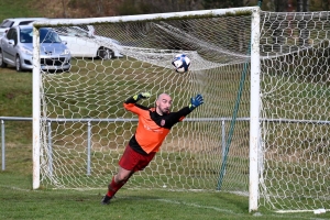 Foot, D1 : Grazac-Lapte freiné par Landos