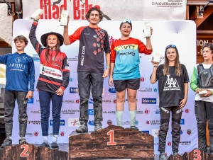 Trial Club des Crampons : Lily Rose Mathevon, enduriste, et Ange Balestra, descendeur, en évidence