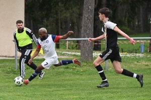 Foot, D1 : Velay FC 2 maintient la cadence, Retournac-Beauzac regarde plus loin