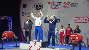 Hassan El Belghiti ramène l’or au soulevé de terre aux championnats du monde de powerlifting