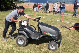 Course sur prairie de Saint-Maurice-de-Lignon : les tracteurs-tondeuses