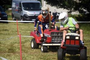 Course sur prairie de Saint-Maurice-de-Lignon : les tracteurs-tondeuses