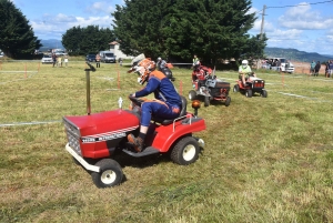 Course sur prairie de Saint-Maurice-de-Lignon : les tracteurs-tondeuses