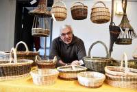 L&#039;artisanat en évidence sur le marché de Noël de Beaux