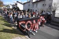 Bas-en-Basset : 500 personnes rassemblées pour &quot;connaître la vérité&quot; sur l&#039;explosion