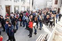 Bas-en-Basset : 500 personnes rassemblées pour &quot;connaître la vérité&quot; sur l&#039;explosion