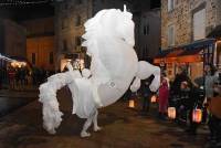 Yssingeaux : trois chevaux majesteux pour un spectacle apprécié en centre-ville