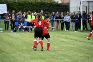 Foot : Saint-Julien-Chapteuil soulève la coupe féminine à 8