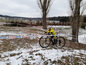 Cyclisme : l&#039;école du Vélo Club du Velay en patronne au cyclo-cross de Beauzac