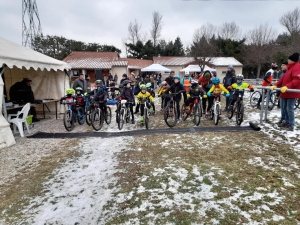 Cyclisme : l&#039;école du Vélo Club du Velay en patronne au cyclo-cross de Beauzac