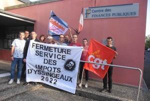 Yssingeaux : les fonctionnaires occupent de nuit le centre des Finances publiques