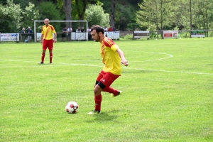 Foot, D2 : Tence remporte le match de la peur contre Sainte-Sigolène