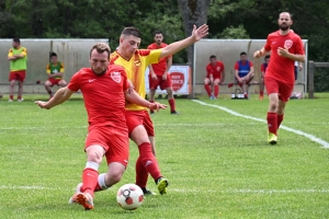 Foot, D2 : Tence remporte le match de la peur contre Sainte-Sigolène