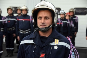 Montfaucon-en-Velay : le nouveau chef installé et des promotions chez les pompiers