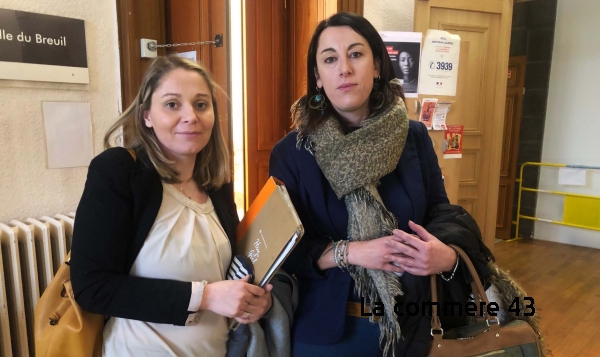 Vanessa Rozier Mure, la présidente, et Margot Fournier, trésorière de l&#039;association, mardi au tribunal du Puy.||