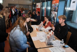 Plus de 7 bacheliers sur 10 poursuivent les études dans la Loire ou la Haute-Loire