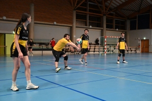 Volley : Yssingeaux vainqueur à domicile du tournoi interclubs