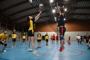 Volley : Yssingeaux vainqueur à domicile du tournoi interclubs