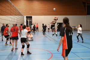 Volley : Yssingeaux vainqueur à domicile du tournoi interclubs