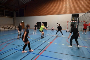 Volley : Yssingeaux vainqueur à domicile du tournoi interclubs