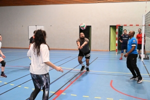 Volley : Yssingeaux vainqueur à domicile du tournoi interclubs