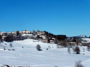 Fay-sur-Lignon et le Lizieux en arrière-plan.