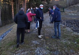 Beauzac : rencontre sur le terrain entre des élus et des riverains à &quot;Combres&quot;