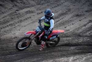 Yssingeaux : le spectacle de bout en boue au motocross d&#039;Amavis