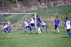 Foot, coupe : Coubon à l&#039;arrachée à Saint-Pierre-Eynac (vidéo)