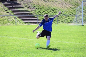 Foot, coupe : Coubon à l&#039;arrachée à Saint-Pierre-Eynac (vidéo)