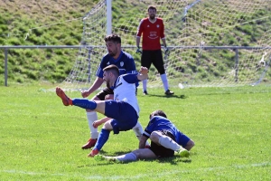 Foot, coupe : Coubon à l&#039;arrachée à Saint-Pierre-Eynac (vidéo)