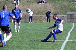 Foot, coupe : Coubon à l&#039;arrachée à Saint-Pierre-Eynac (vidéo)