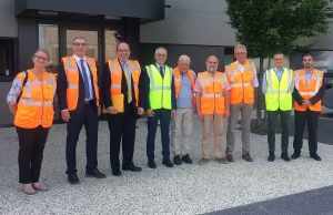 Sainte-Sigolène : le nouveau préfet à la rencontre de professionnels du plastique