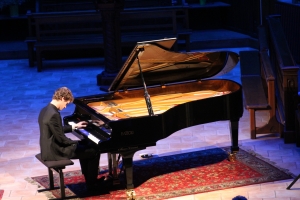 Montfaucon-en-Velay : 200 spectateurs captivés par la virtuosité de Florian Noack