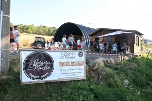 Les Vastres : la Bergerie du Vieux Moulin joue avec bonheur la carte de la transparence