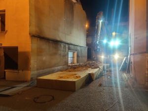 Yssingeaux : une nuit pour démolir une maison en centre-ville (vidéo)