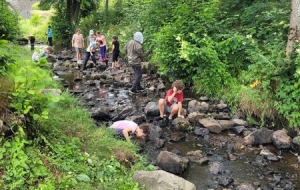 Yssingeaux : les écoliers de Jean-de-la-Fontaine analysent la qualité de l&#039;eau de la Siaulme