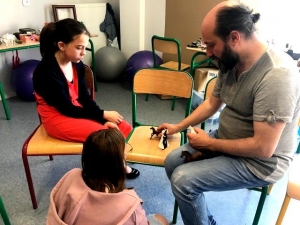 Des collègiens d&#039;Yssingeaux se familiarisent avec le théâtre d&#039;objets