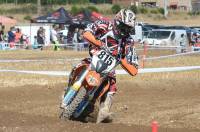 Saint-Maurice-de-Lignon : le motard Tristan Borel gagne la course sur prairie