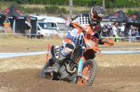 Saint-Maurice-de-Lignon : le motard Tristan Borel gagne la course sur prairie