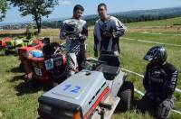 Des courses de tracteurs-tondeuses ont animé la journée.