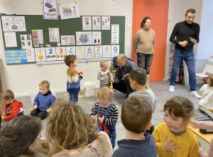 Grazac : les bambins découvrent l&#039;école