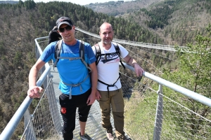 La passerelle himalayenne des gorges du Lignon est ouverte ! (vidéo)